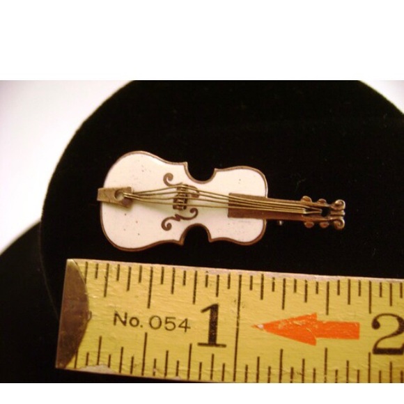 Fiddle or violin estate brooch Antique jewelry enamel instrument c clasp pin - Picture 4 of 13